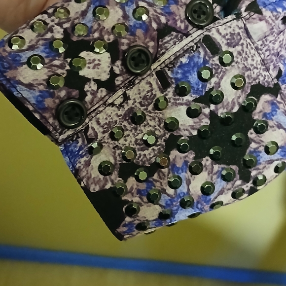 🌸 JENNIFER LOPEZ Purple and Blue Patterned Blouse - Picture 13 of 13